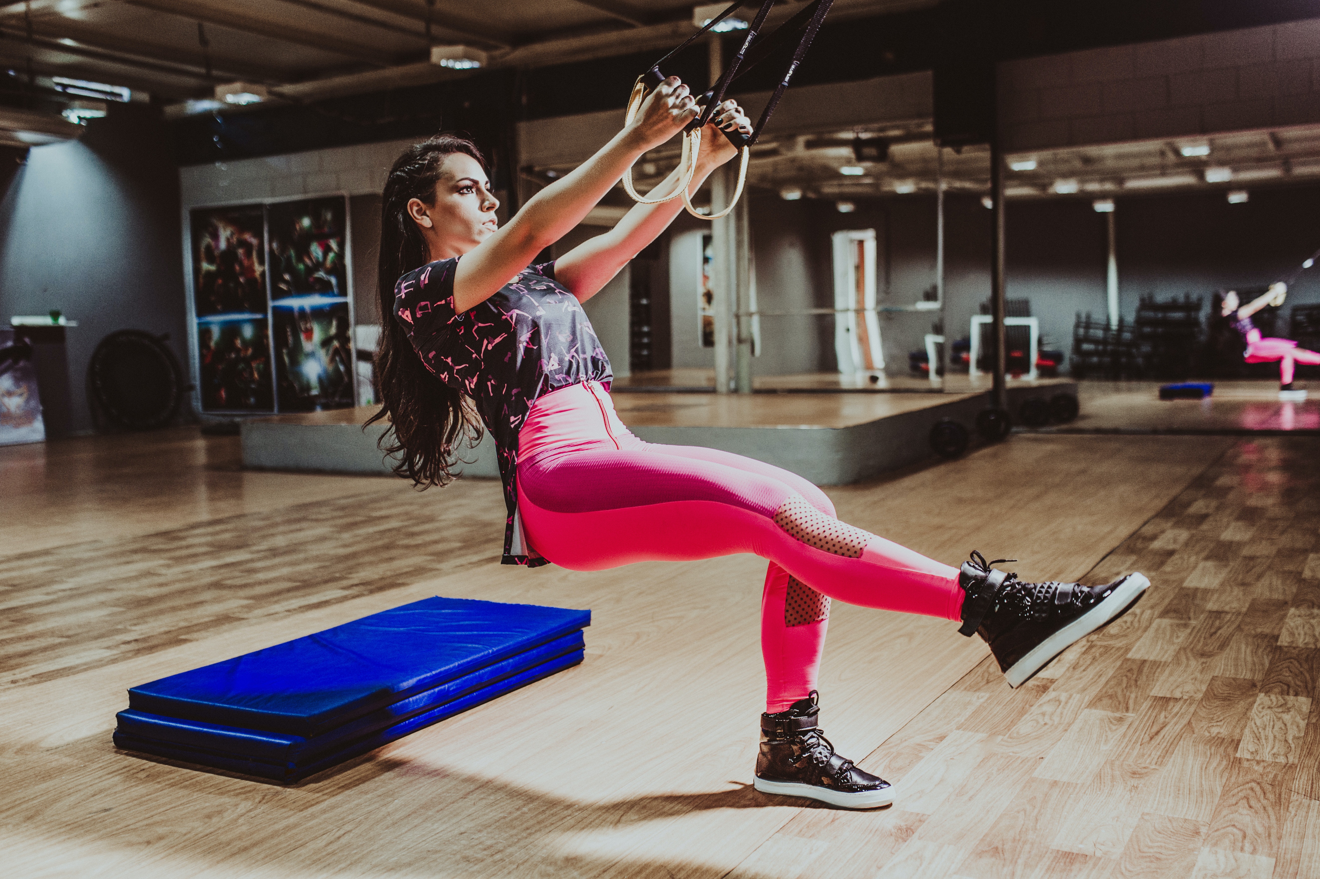 Corsi di TRX TRAINING: per un allenamento in sospensione dinamico e completo ma sempre in sicurezza.