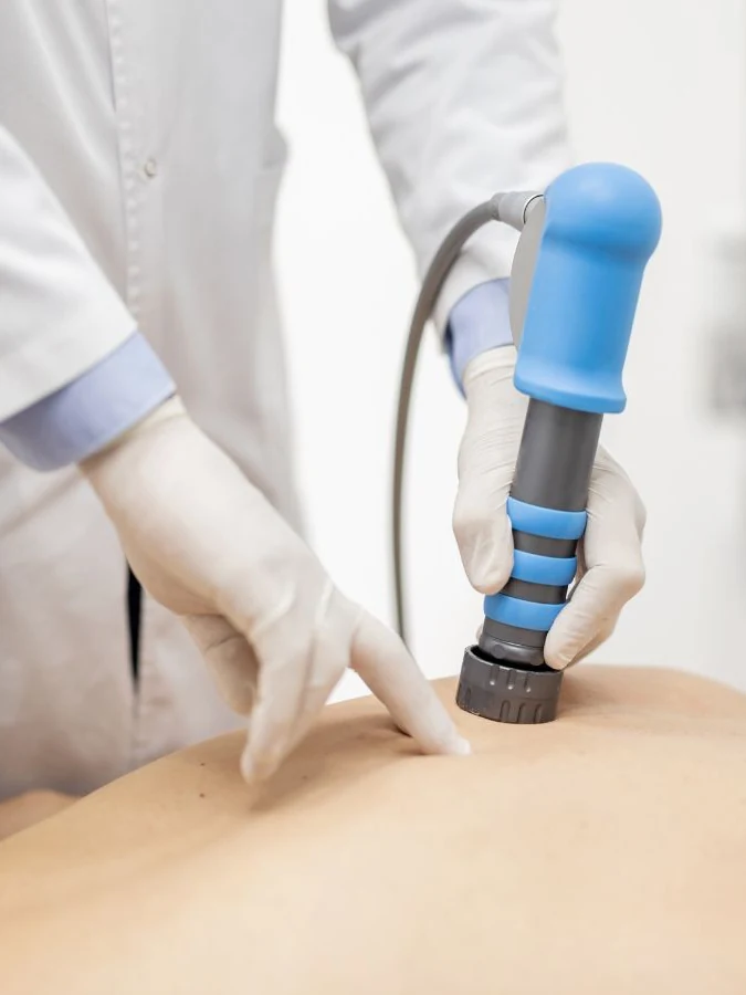 Terapia fisica strumentale sulla spalla